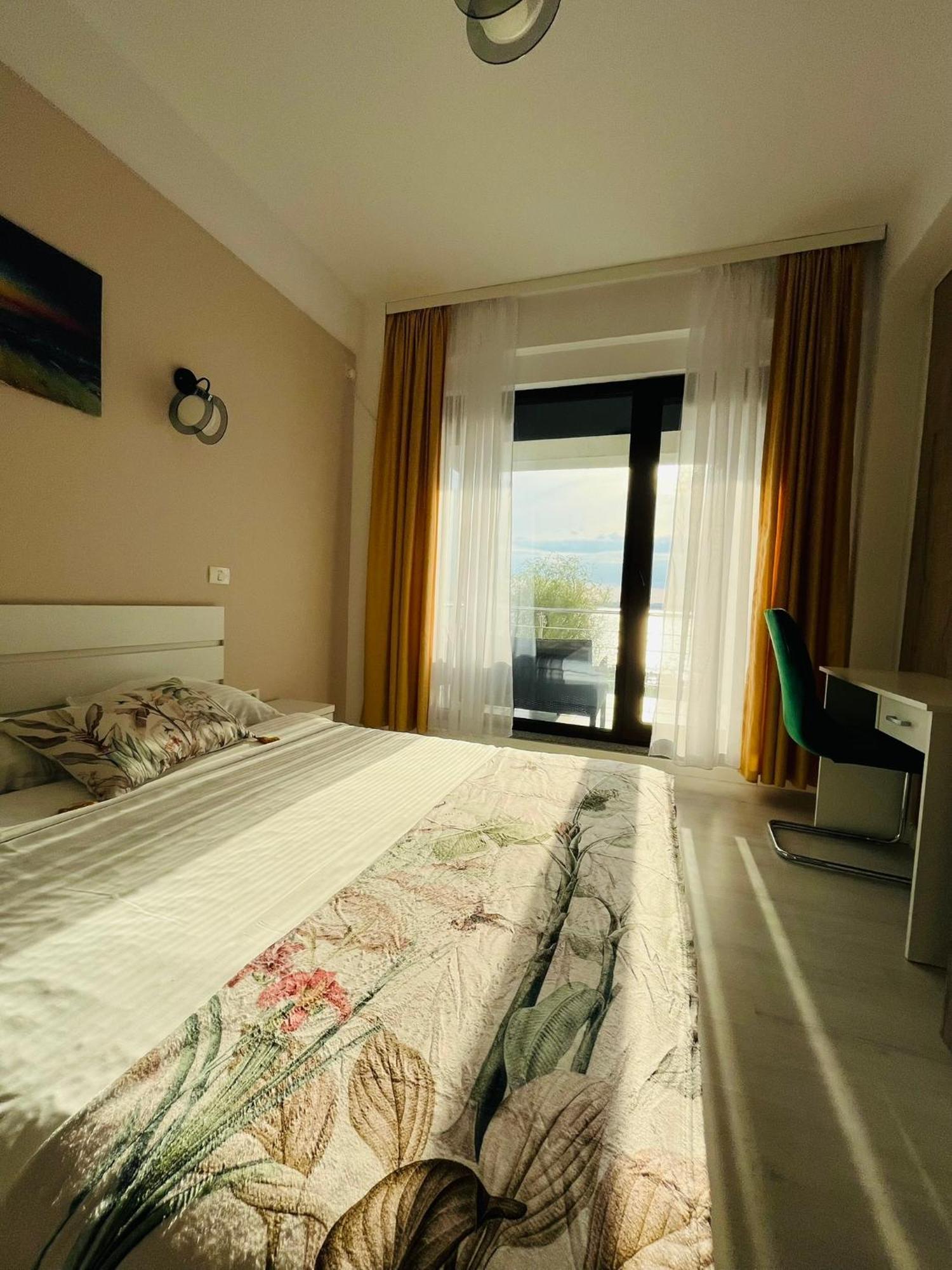 Roapart- Sunset Dream Apartament 2 Dormitoare Vedere Lac Si Parcare Mamaia Exterior foto